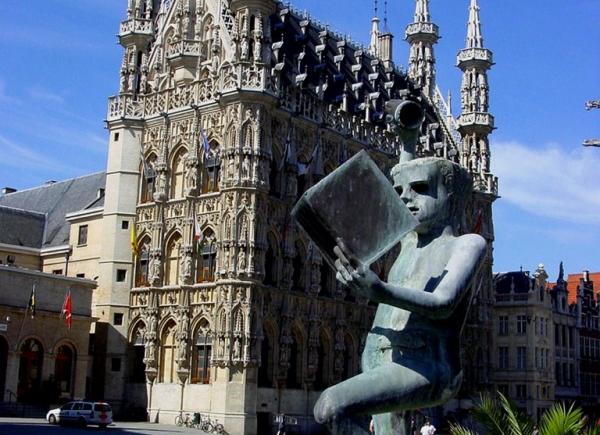 076 Leuven, eeuwenoud maar toch springlevend